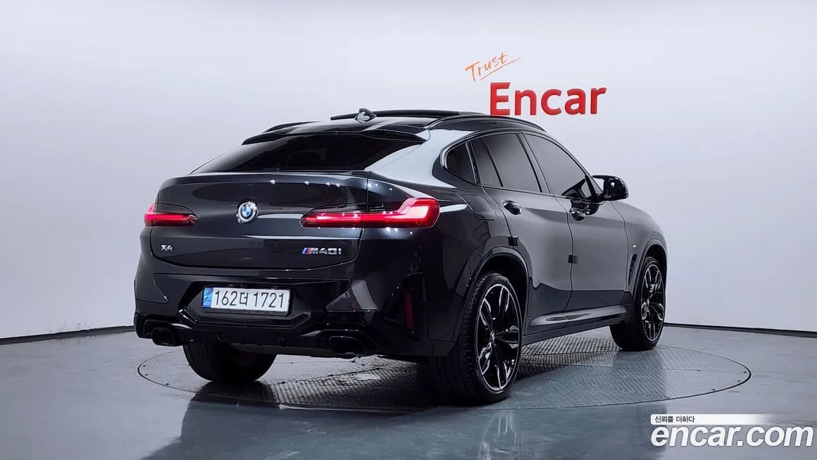 BMW X4 — фото 4