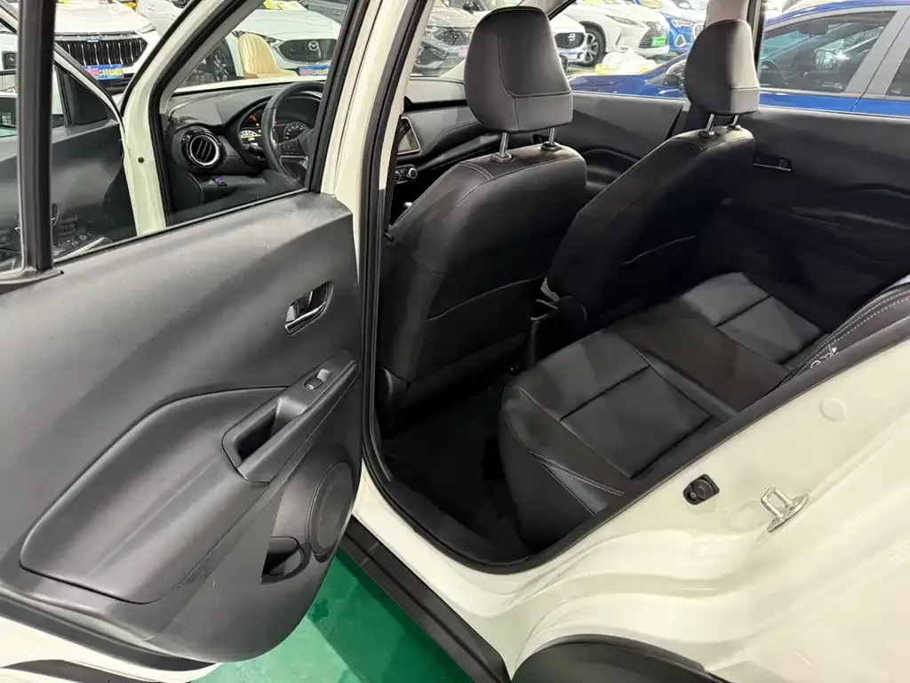 Nissan Kicks 2021 из CN, фото 8