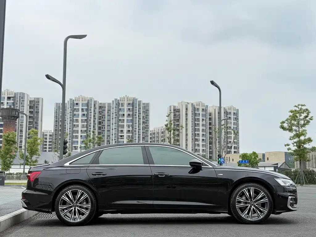 Audi A6L — фото 3