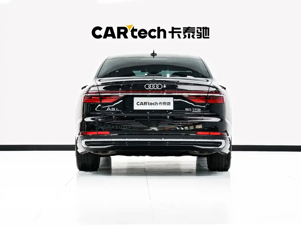 Audi A8 — фото 7