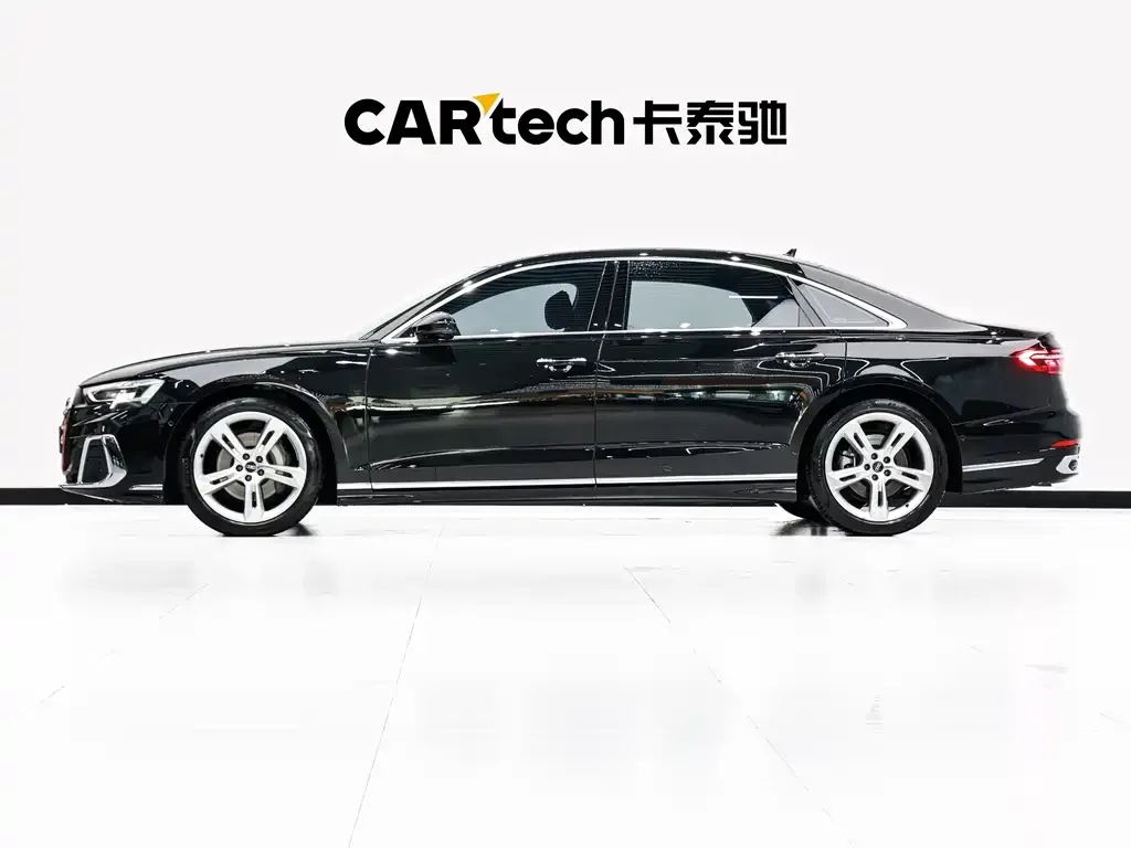 Audi A8 — фото 2