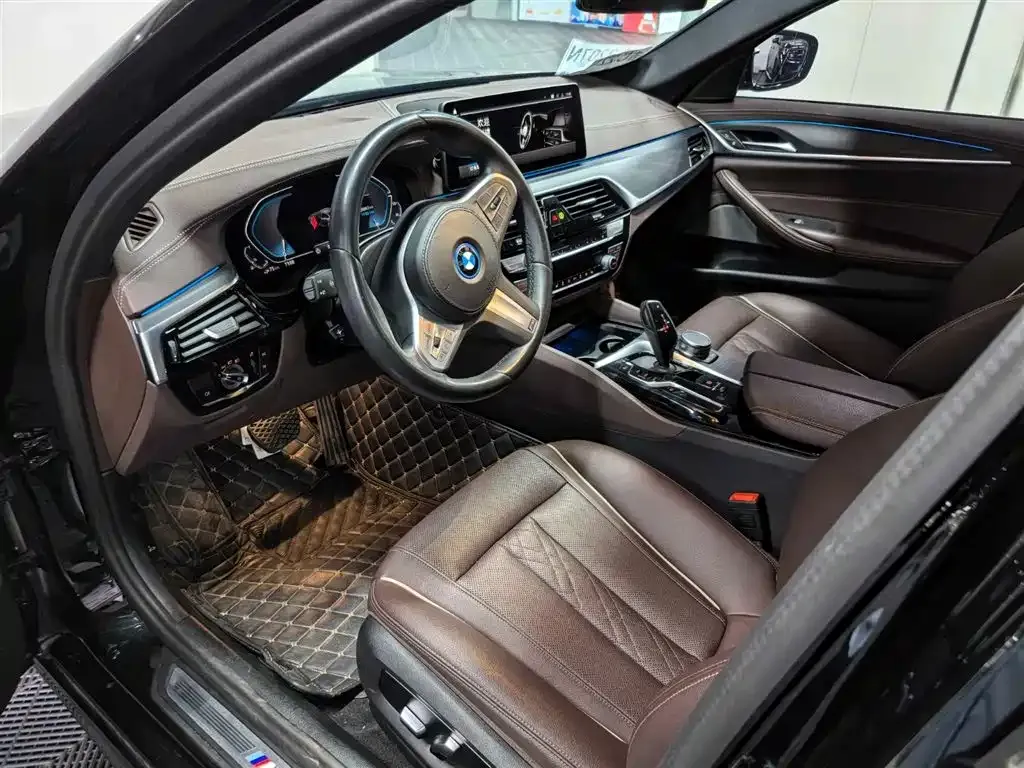 BMW 5 Series New Energy — фото 3