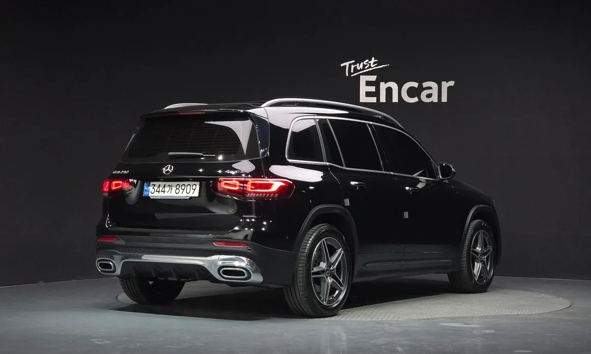 Mercedes-Benz GLB-Class — фото 4