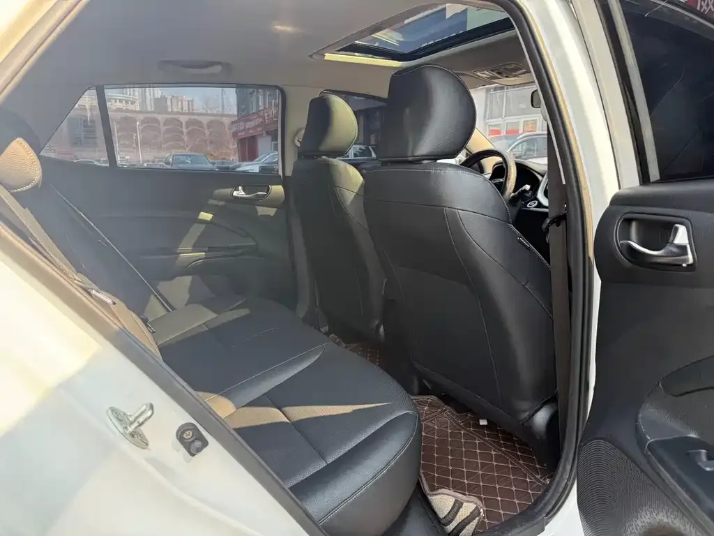 Kia KX1 — фото 2