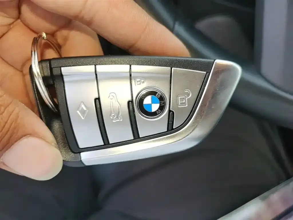 BMW 6 Series GT 2024 из CN, фото 2
