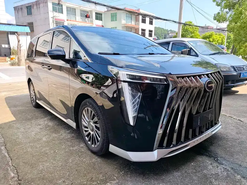 GAC Motor Trumpchi M8 — фото 10