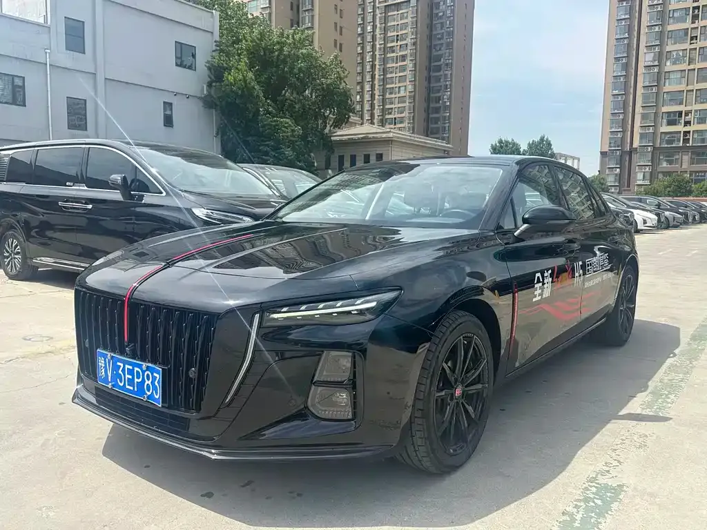 Hongqi H5 — фото 1