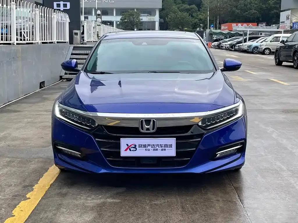Honda Accord — фото 7
