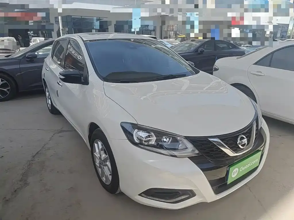Nissan Tiida 2023 из CN, фото 10