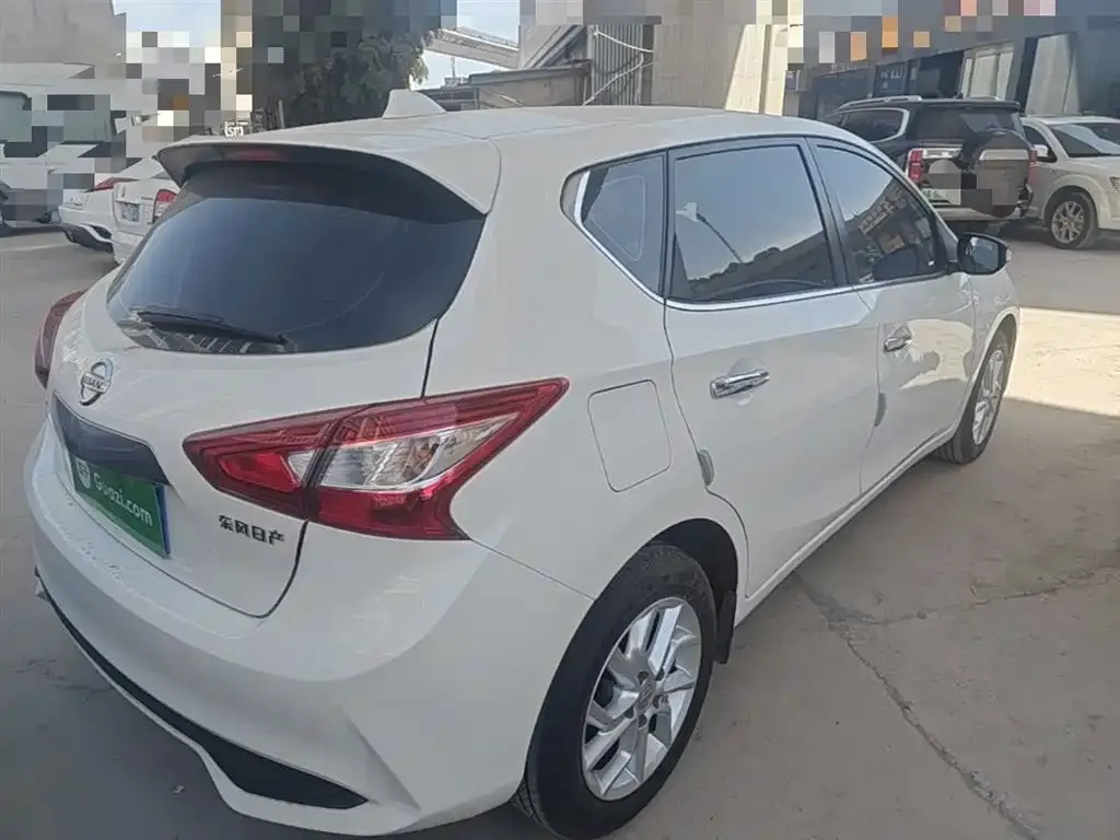 Nissan Tiida 2023 из CN, фото 5
