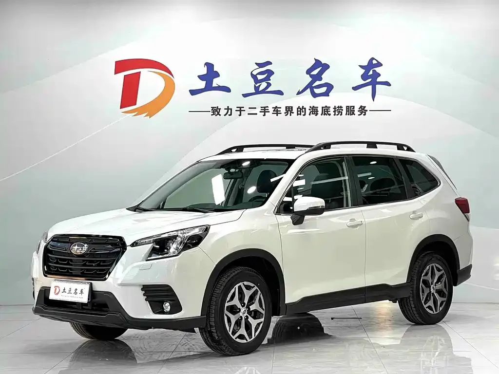 Subaru Forester — фото 1