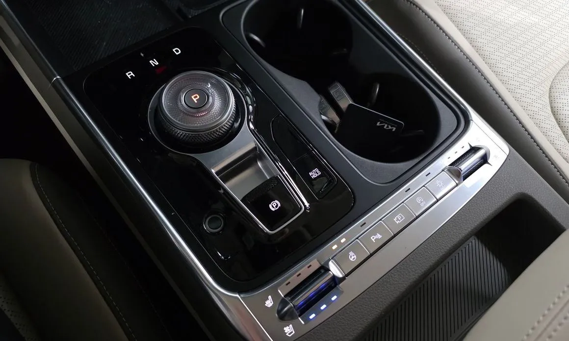 Kia Carnival 2025 из KR, фото 10