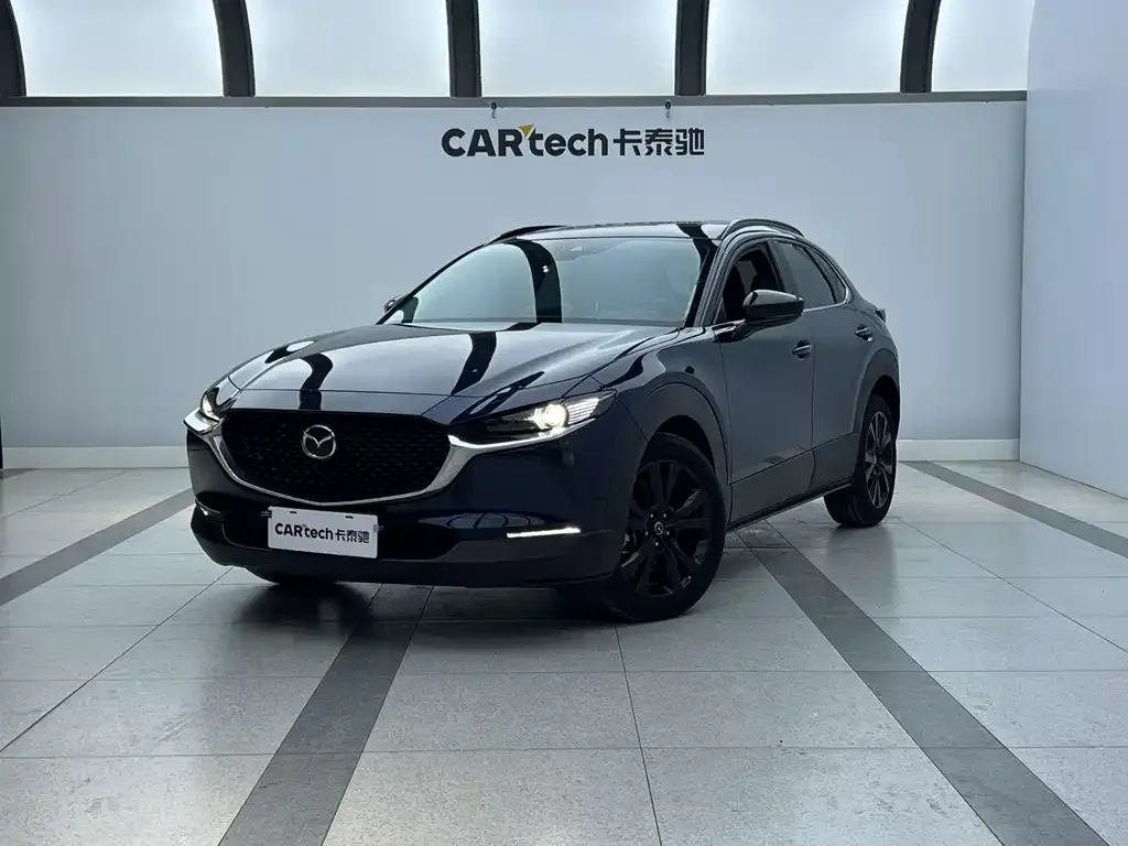 Mazda CX-30 — фото 1