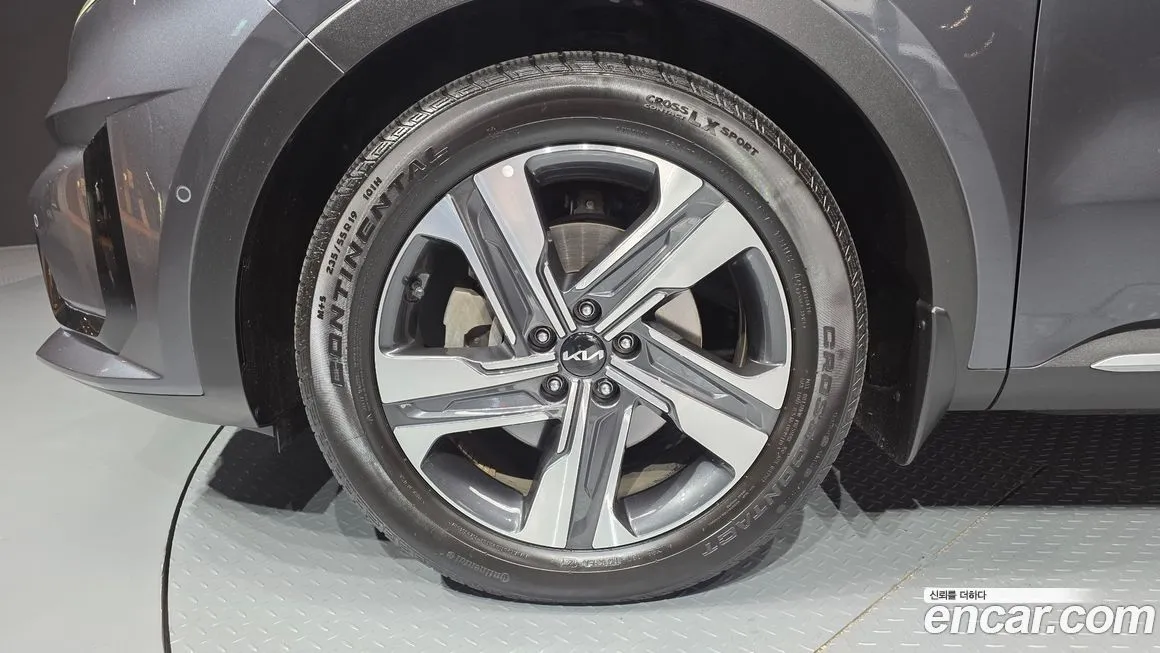 Kia Sorento — фото 4