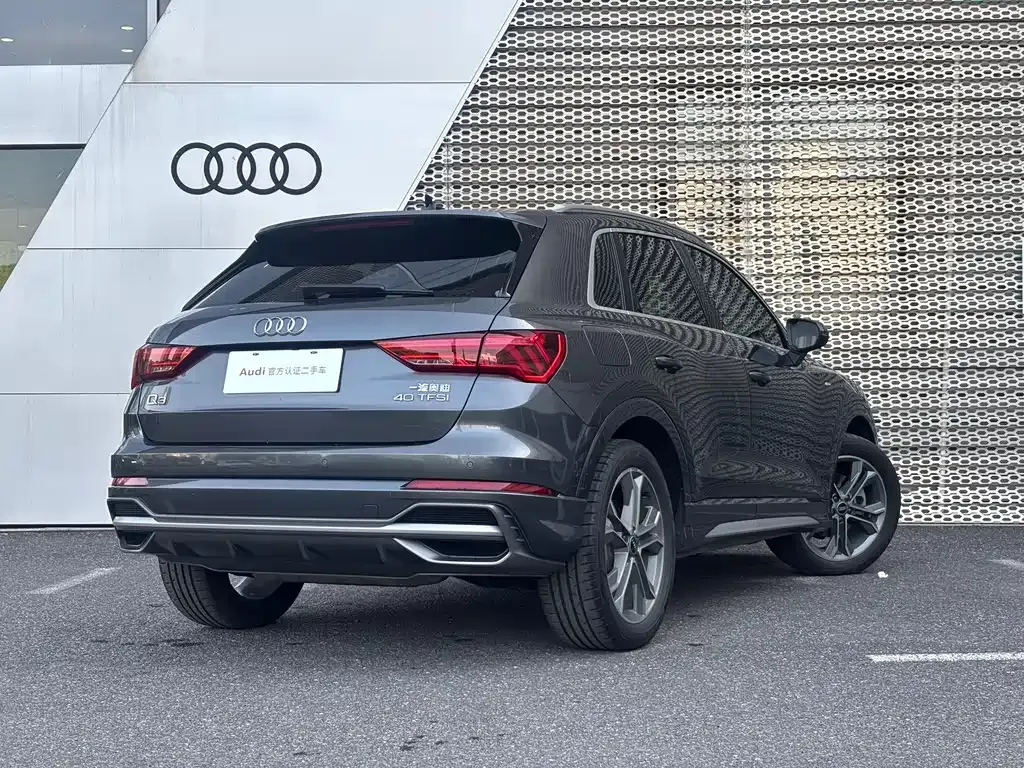 Audi Q3 — фото 8