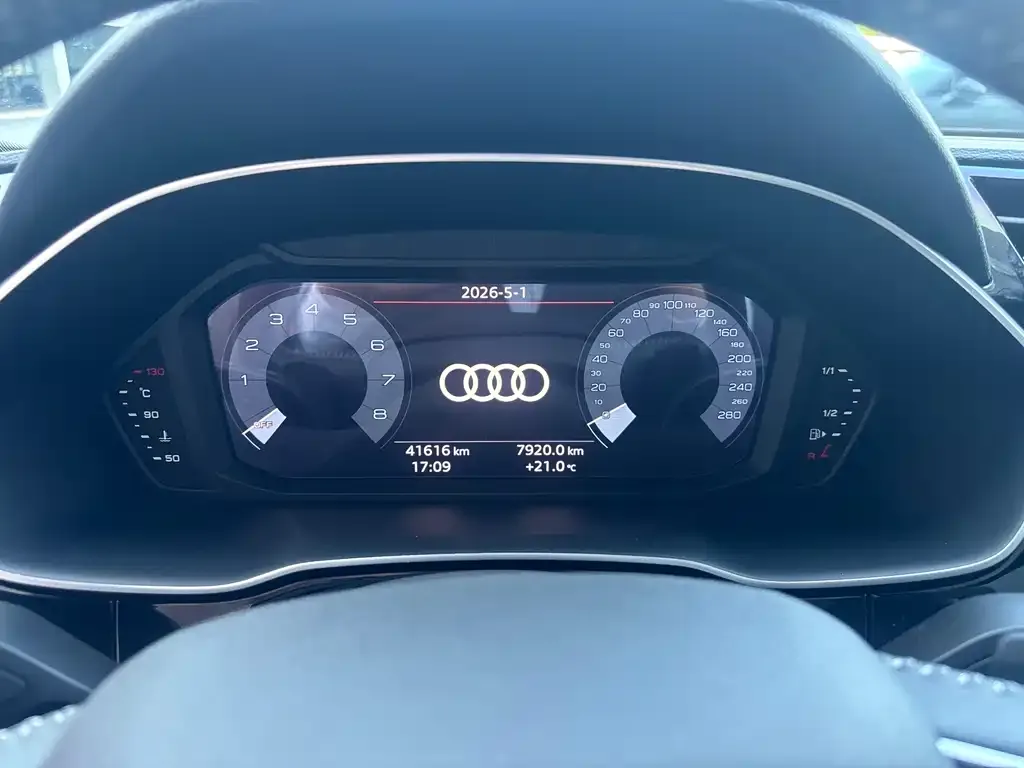 Audi Q3 — фото 2