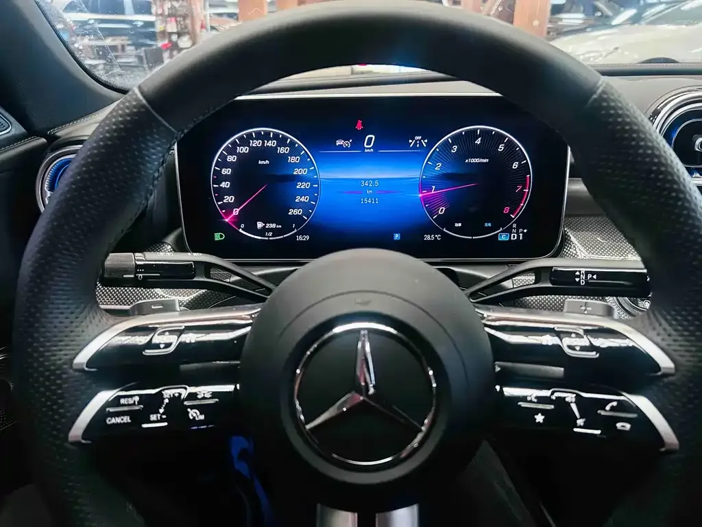 Mercedes-Benz C-Class 2024 из CN, фото 2
