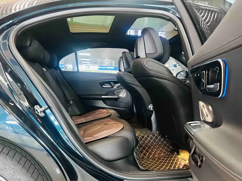 Mercedes-Benz C-Class 2024 из CN, фото 6