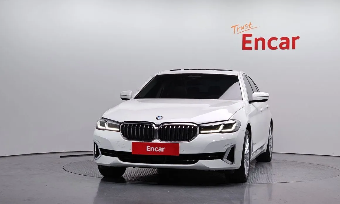 BMW 5-Series 2021 из KR, фото 2