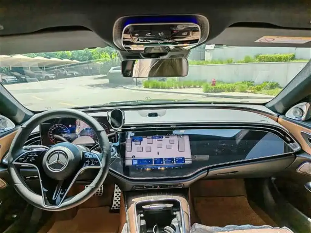 Mercedes-Benz E-Class 2025 из CN, фото 4