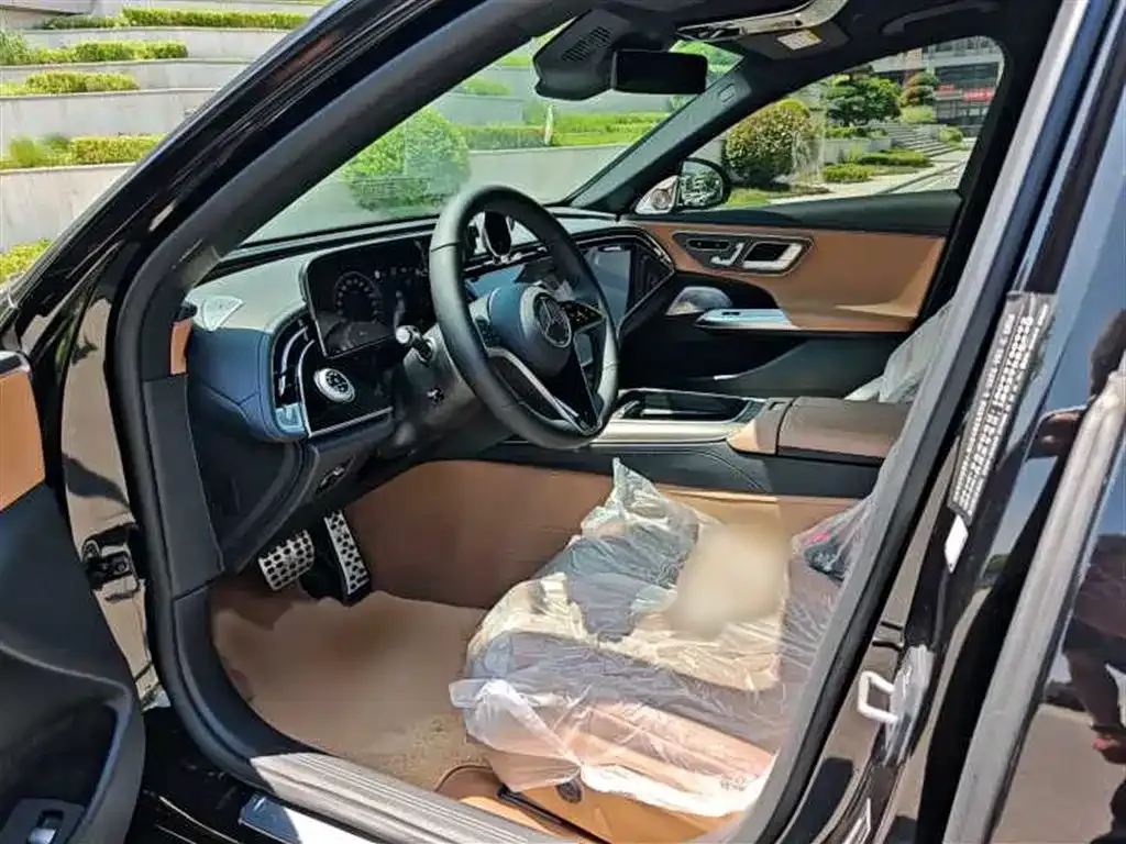 Mercedes-Benz E-Class 2025 из CN, фото 2