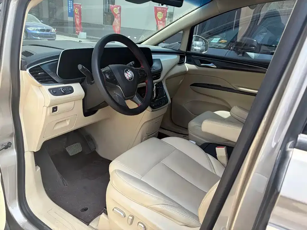 Buick GL8 2023 из CN, фото 4