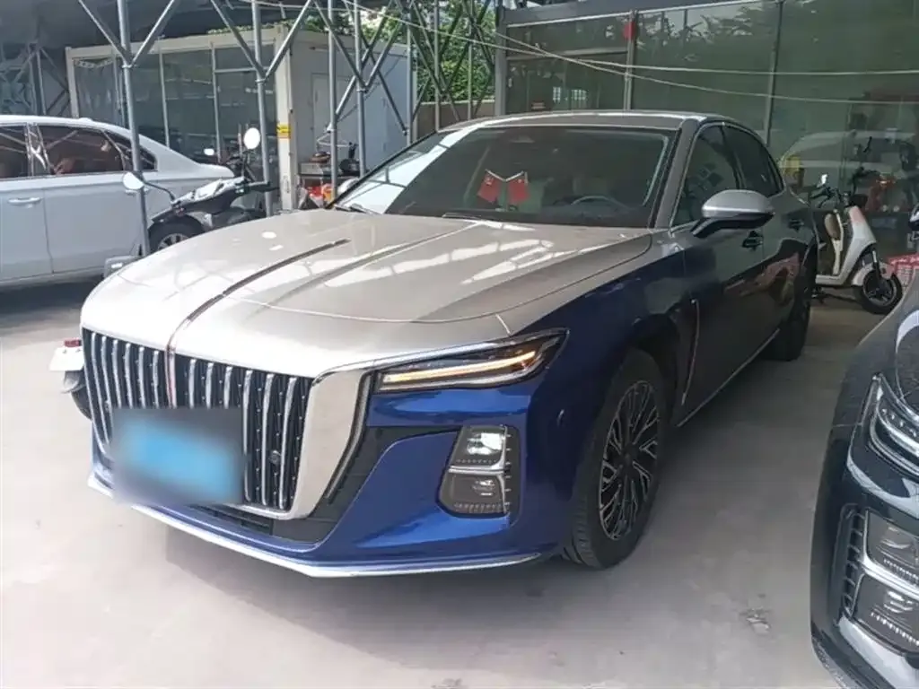 Hongqi H5 — фото 3