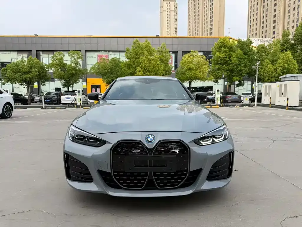 BMW i4 2023 из CN, фото 4
