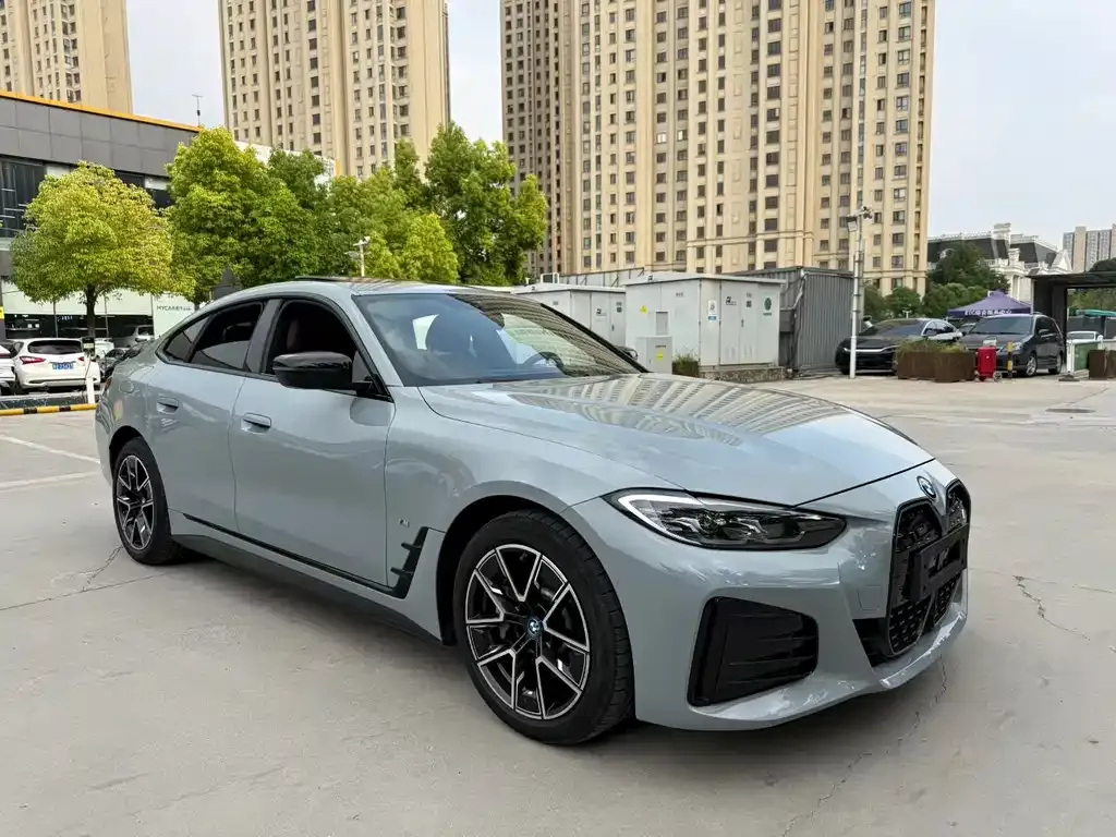 BMW i4 2023 из CN, фото 5