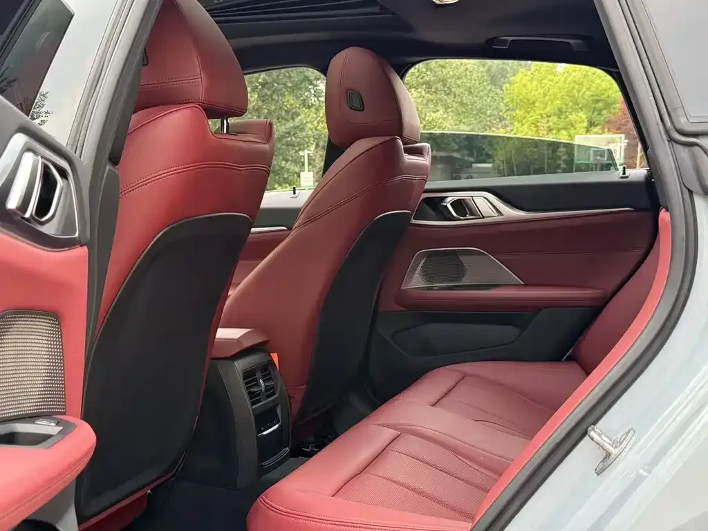BMW i4 2023 из CN, фото 3