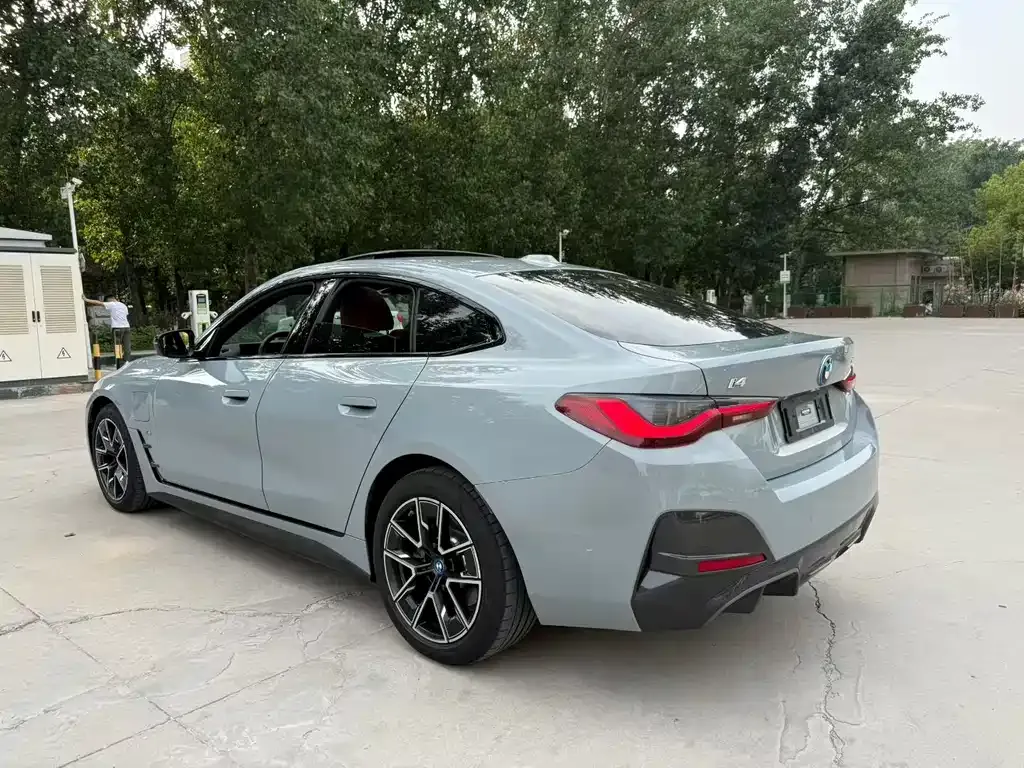 BMW i4 2023 из CN, фото 8