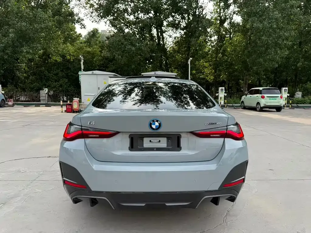 BMW i4 2023 из CN, фото 7