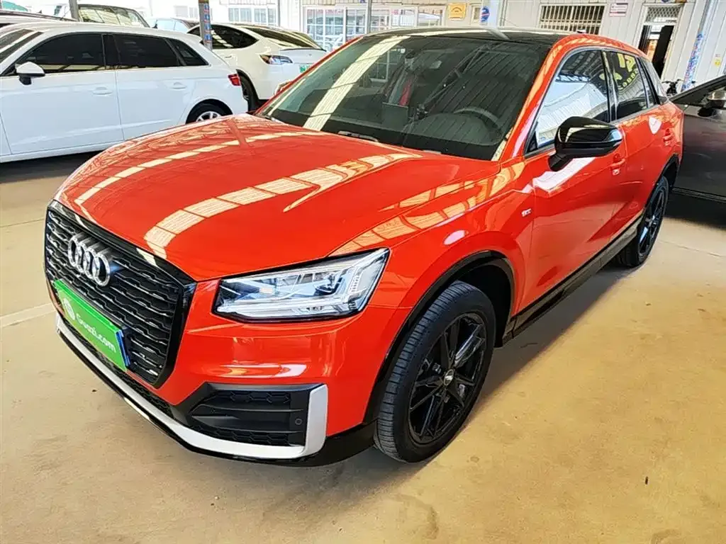 Audi Q2L