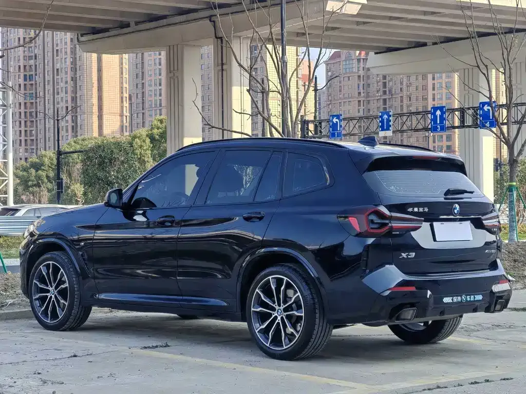 BMW X3 — фото 10