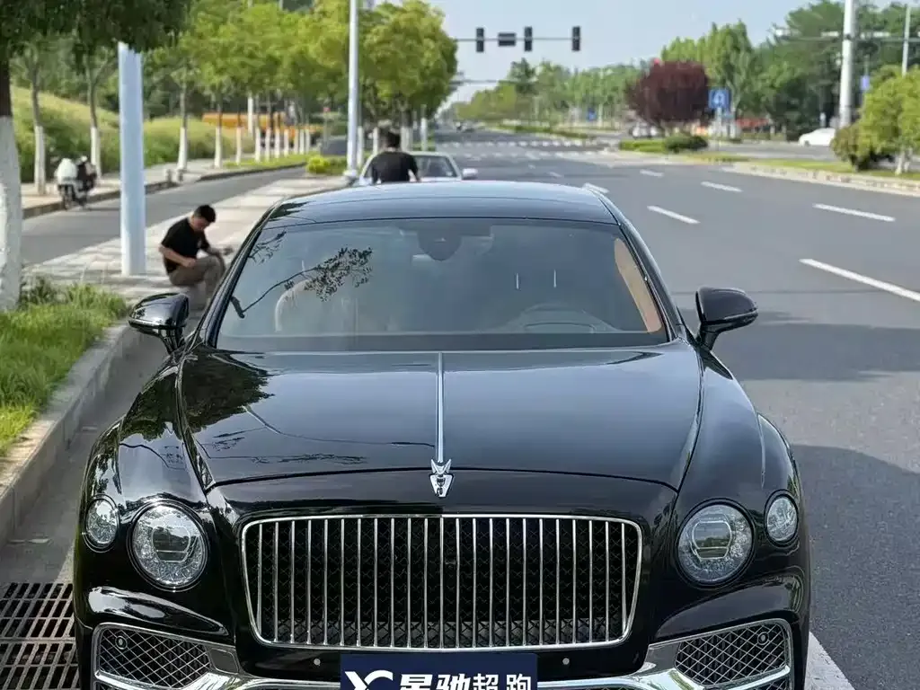Bentley Flying Spur 2021 из CN, фото 5
