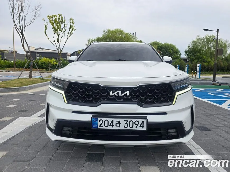 Kia Sorento — фото 8