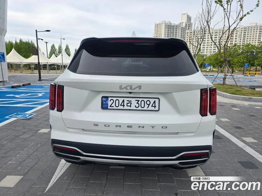 Kia Sorento — фото 7