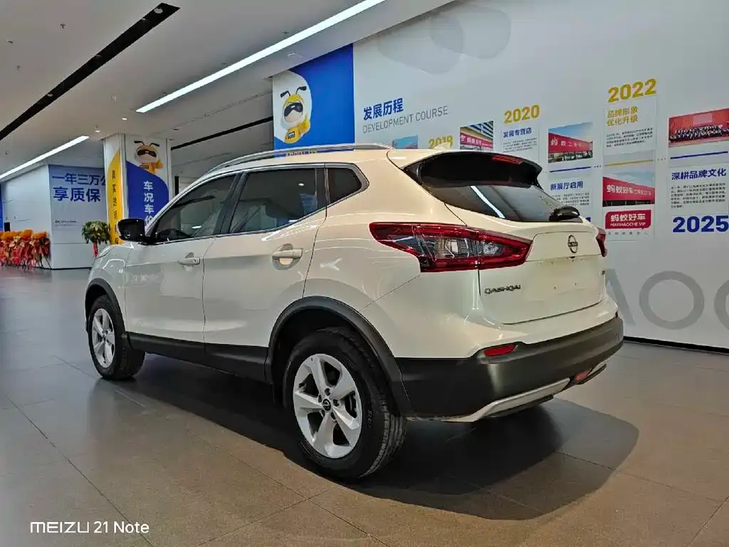 Nissan Qashqai — фото 7