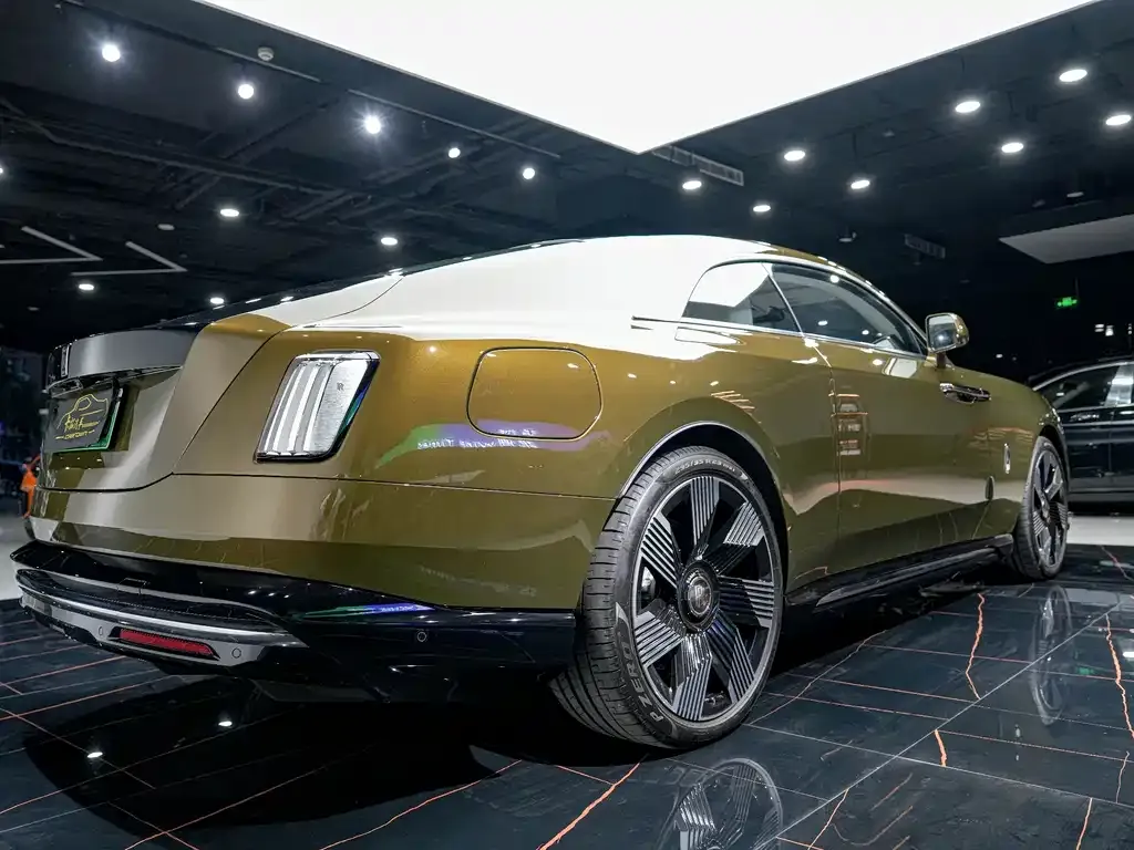 Rolls-Royce Phantom 2024 из CN, фото 8