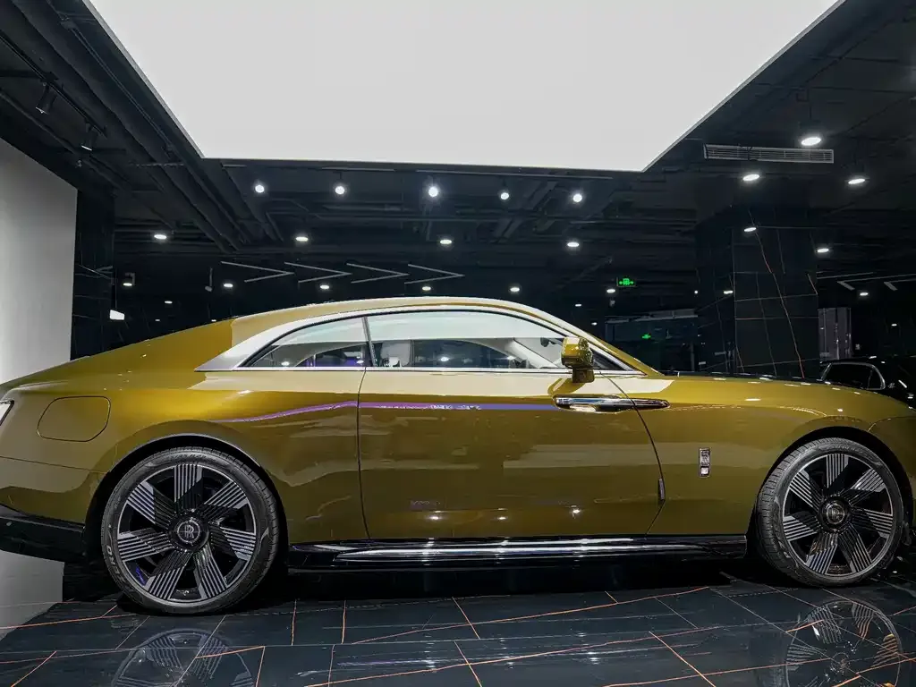 Rolls-Royce Phantom 2024 из CN, фото 2