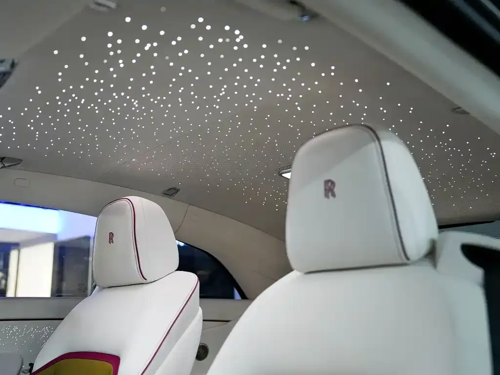Rolls-Royce Phantom 2024 из CN, фото 7