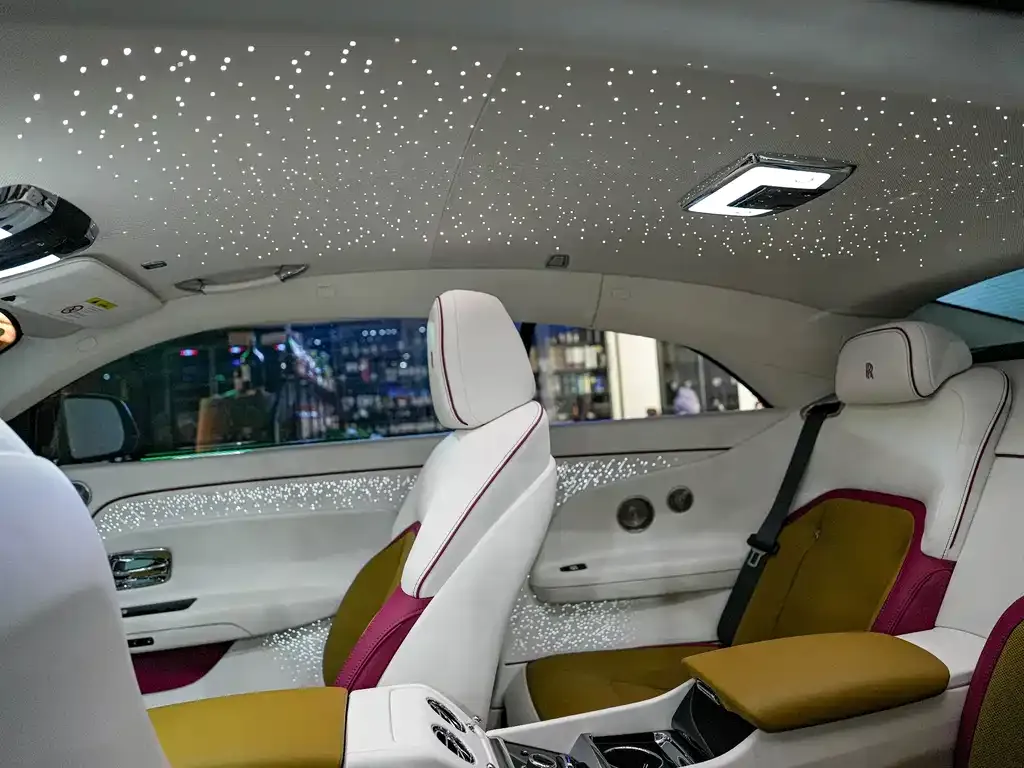 Rolls-Royce Phantom 2024 из CN, фото 4