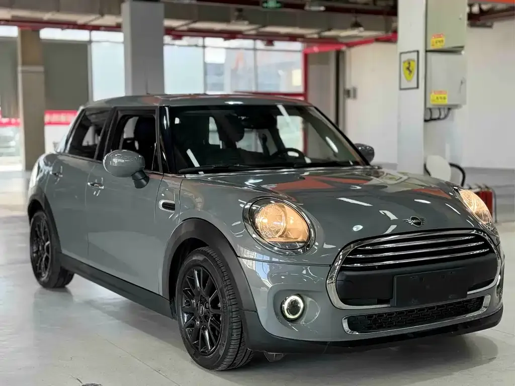 MINI Cooper (3-door) 2021 из CN, фото 3