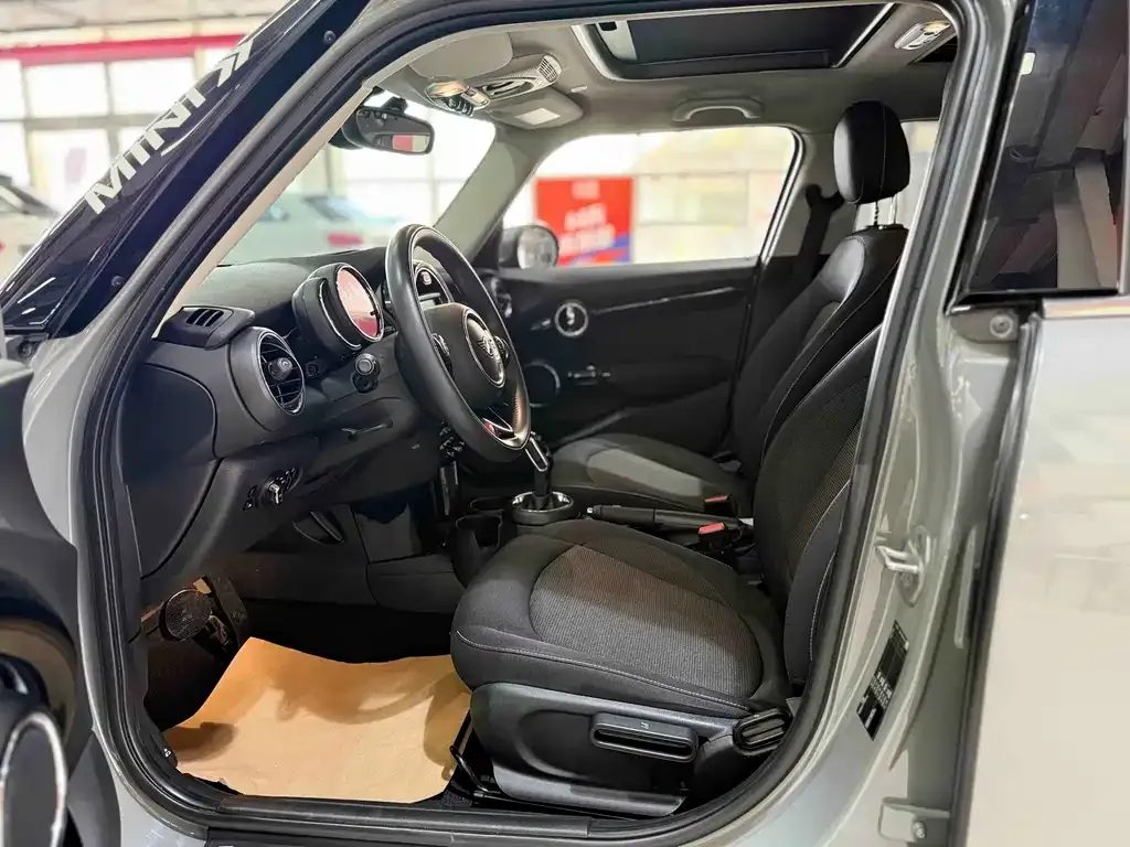 MINI Cooper (3-door) 2021 из CN, фото 9
