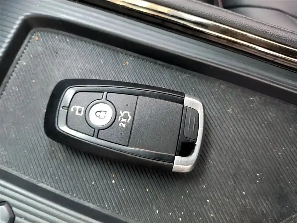 Ford Mondeo 2024 из CN, фото 8