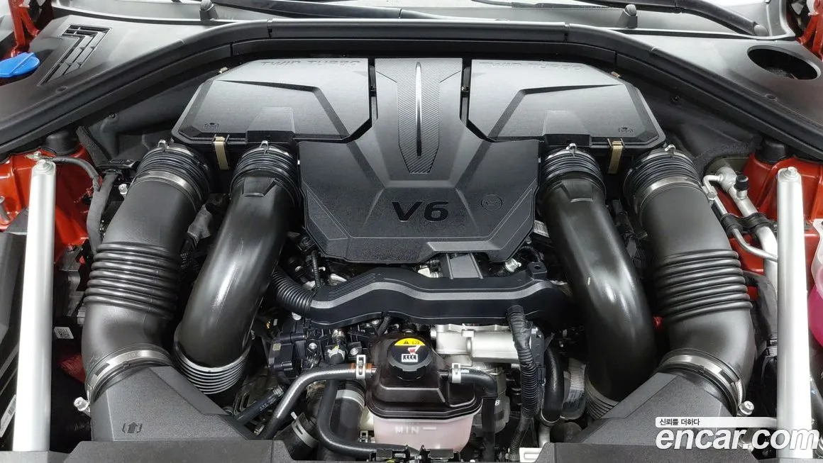 Genesis GV70 — фото 10