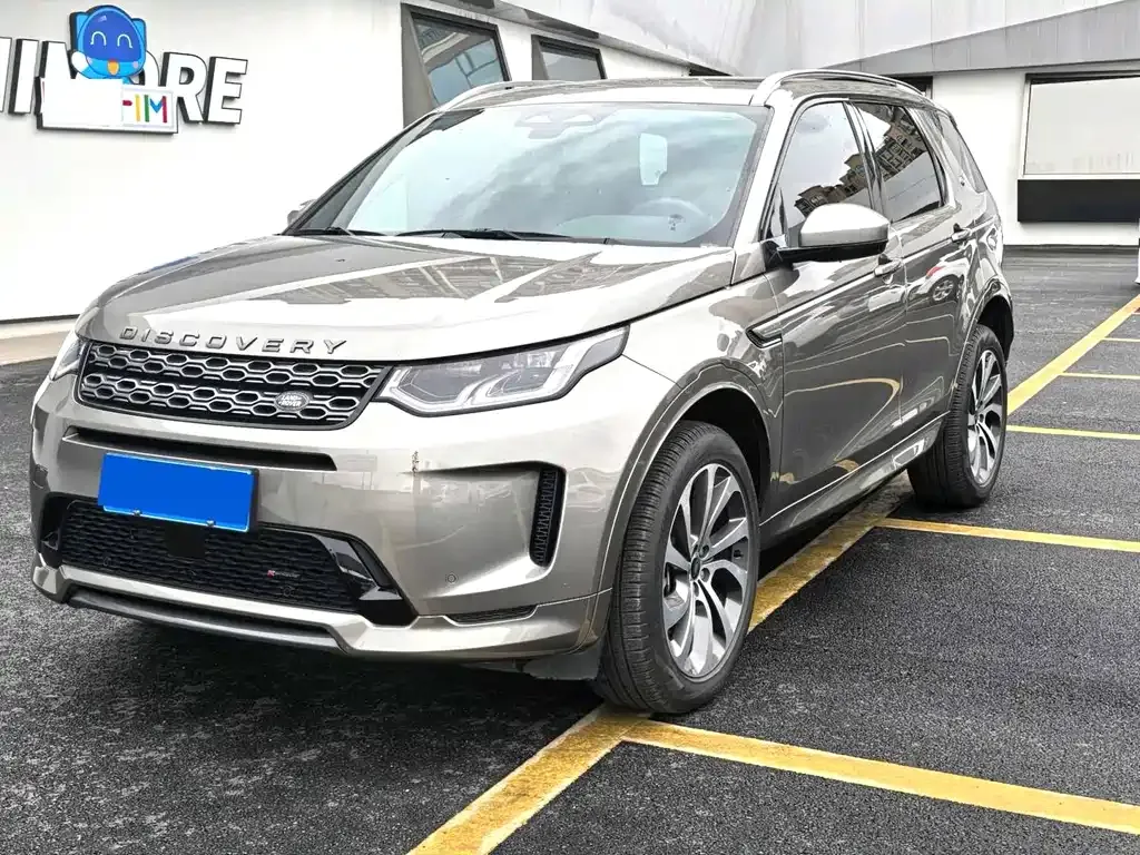 Land Rover Discovery Sport — фото 1