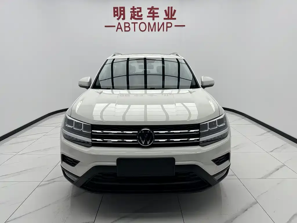 Volkswagen Tharu — фото 2
