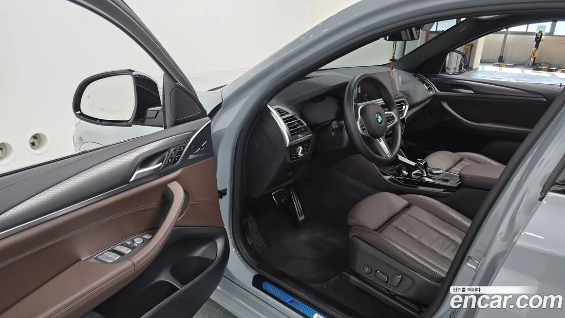 BMW X4 2025 из KR, фото 8