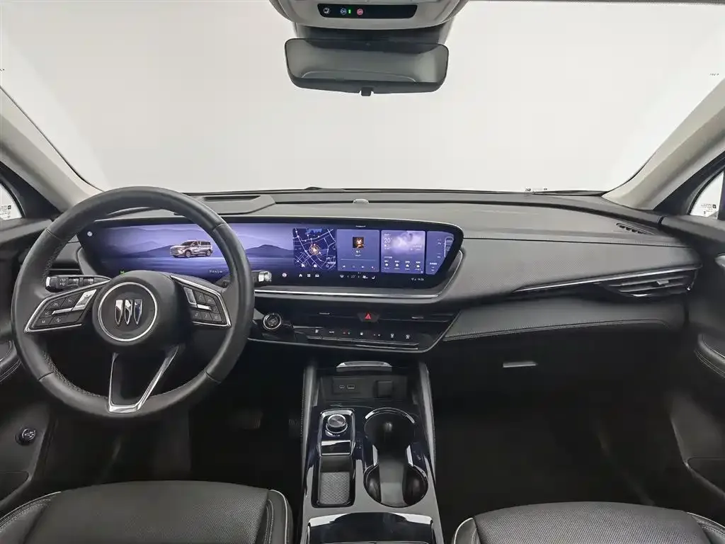 Buick Envision Plus — фото 9